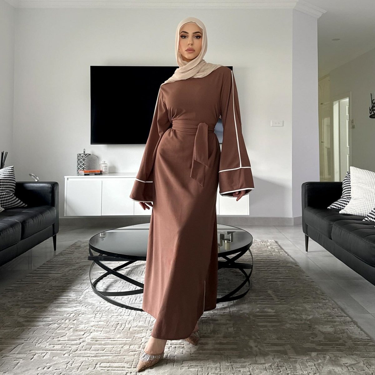 White Trimmed Velvet Abaya (MA115)