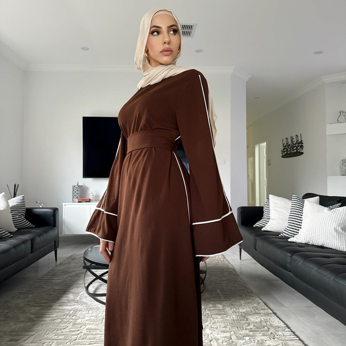 White Trimmed Velvet Abaya (MA115)